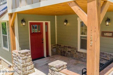 Photo of 1132 Anastasia Way, Gatlinburg, TN 37738 (MLS # 1342305)