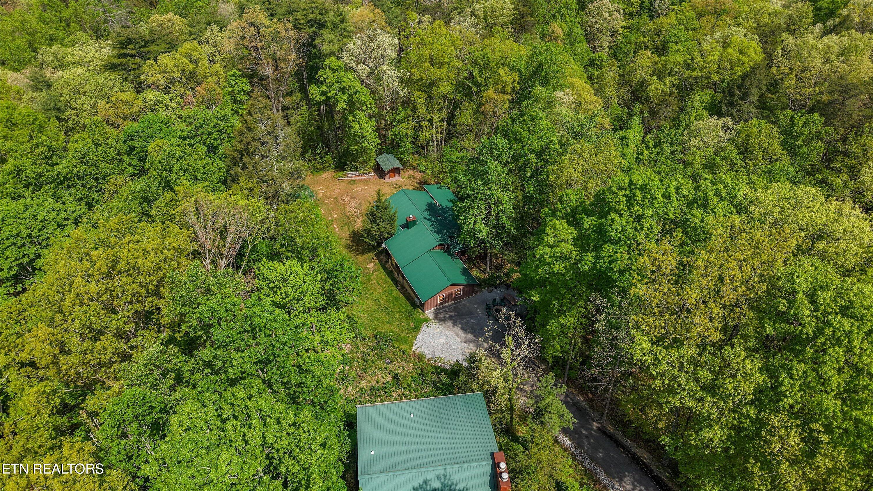 716 Country Oaks Drive