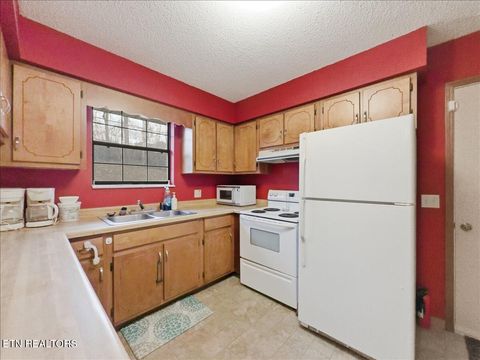 Tiny photo for 563 Washington Ave, Harrogate, TN 37752 (MLS # 1322446)