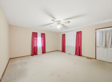 Tiny photo for 563 Washington Ave, Harrogate, TN 37752 (MLS # 1322446)