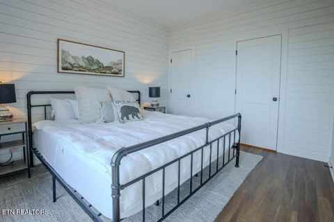 Tiny photo for 1367 Lake Haven Way, Sevierville, TN 37876 (MLS # 1325337)