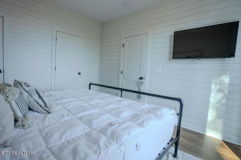 Tiny photo for 1367 Lake Haven Way, Sevierville, TN 37876 (MLS # 1325337)