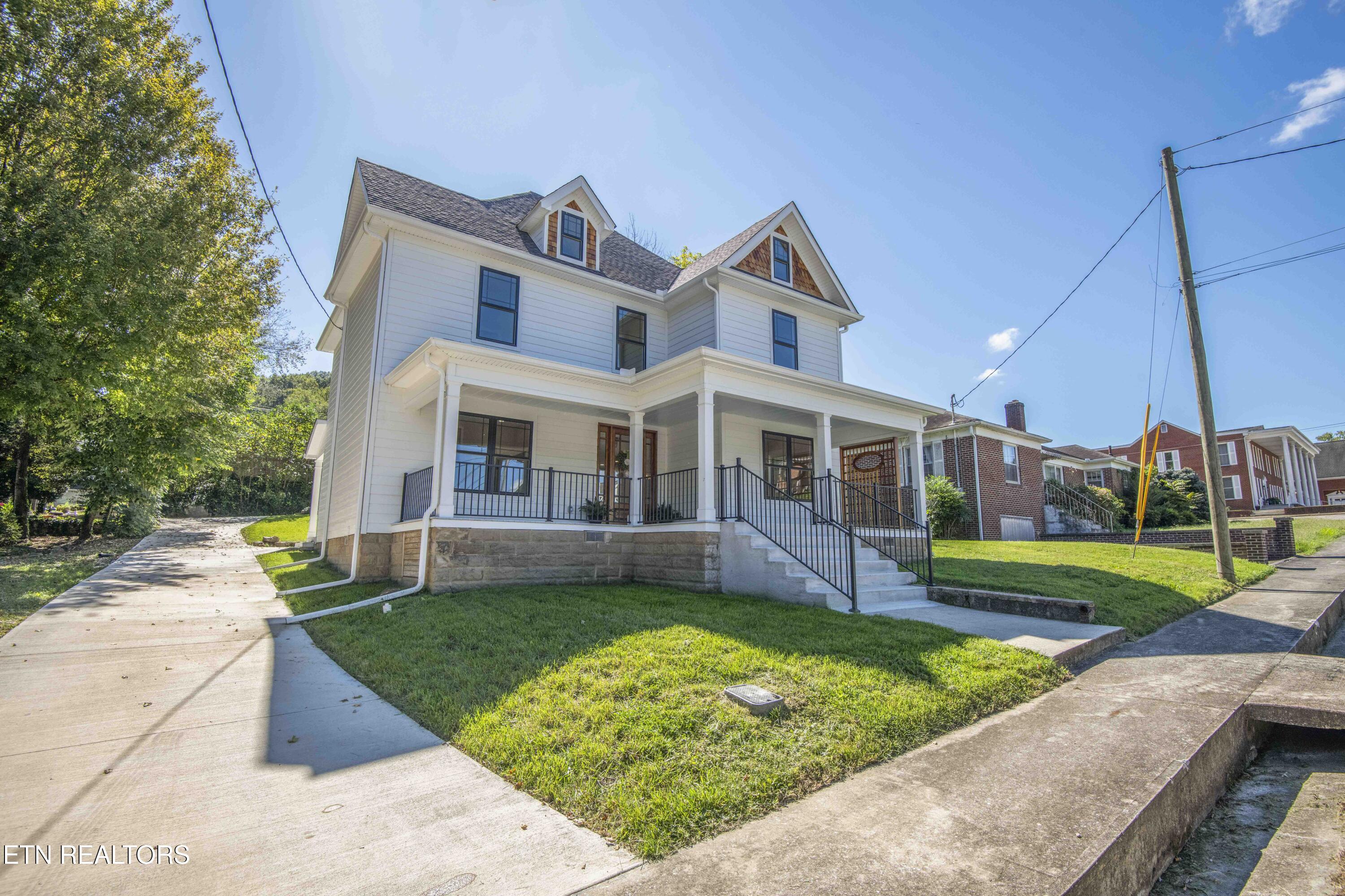 115 Roane St