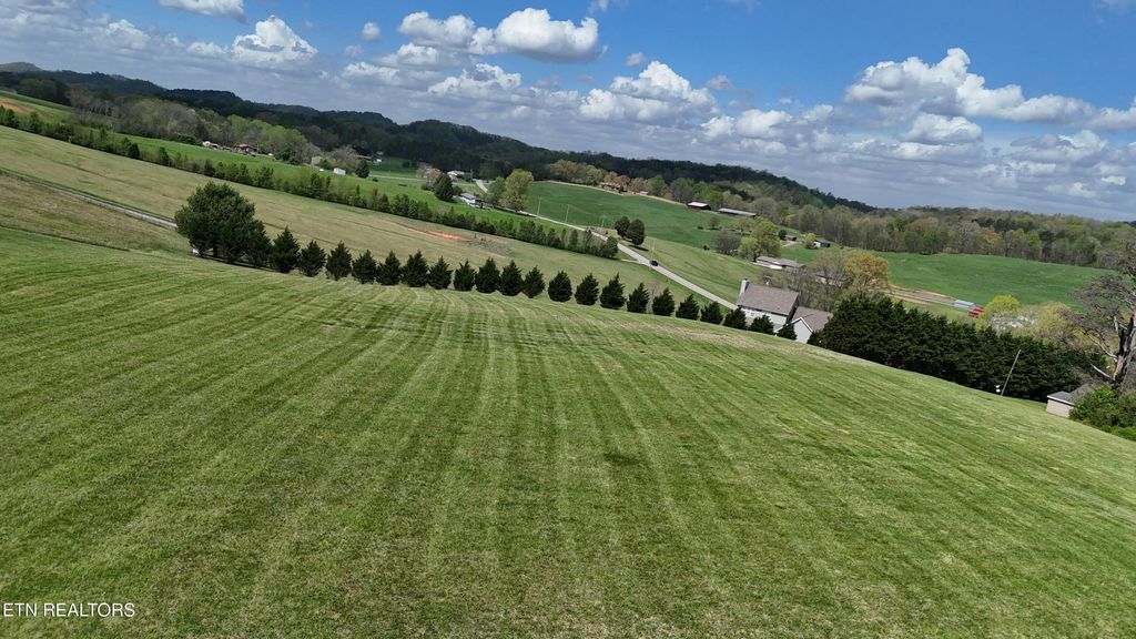 Photo of 110 Candi Lane, Madisonville, TN 37354 (MLS # 1296168)