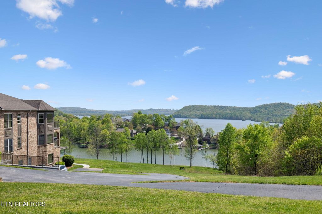 Photo of 2614 Grand Vw Court, Kingston, TN 37763 (MLS # 1287502)