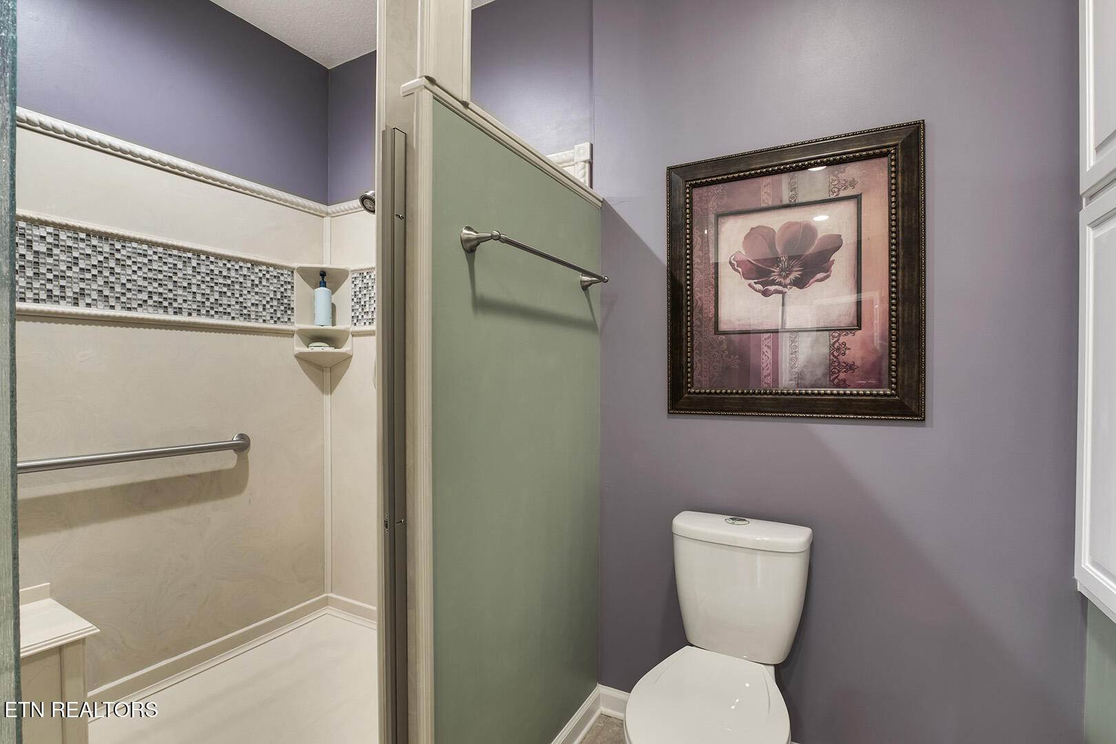 Loudon, Tennessee 37774, United States, 3 Bedrooms Bedrooms, ,3 BathroomsBathrooms,Residential,Active,84736