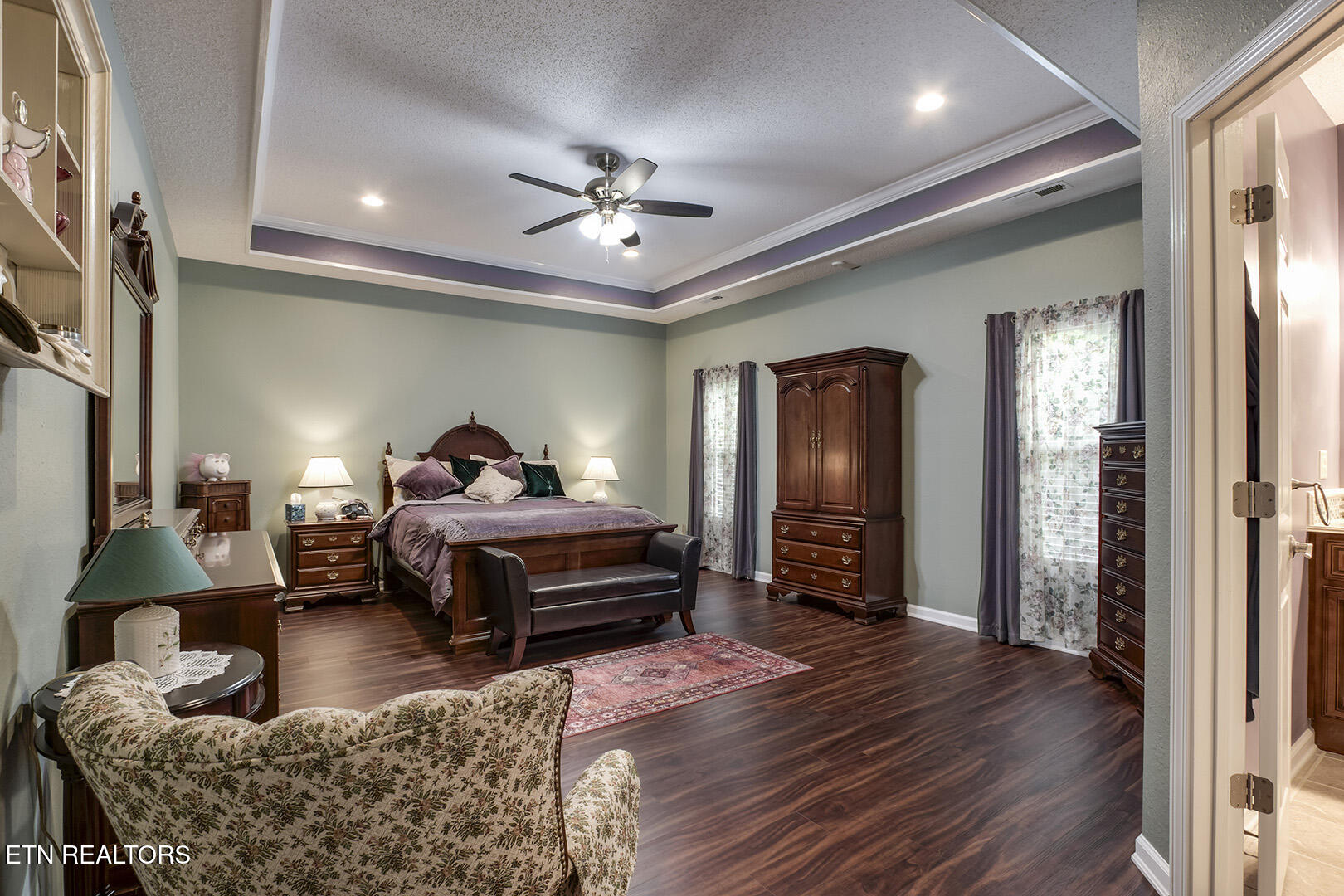 Loudon, Tennessee 37774, United States, 3 Bedrooms Bedrooms, ,3 BathroomsBathrooms,Residential,Active,84736