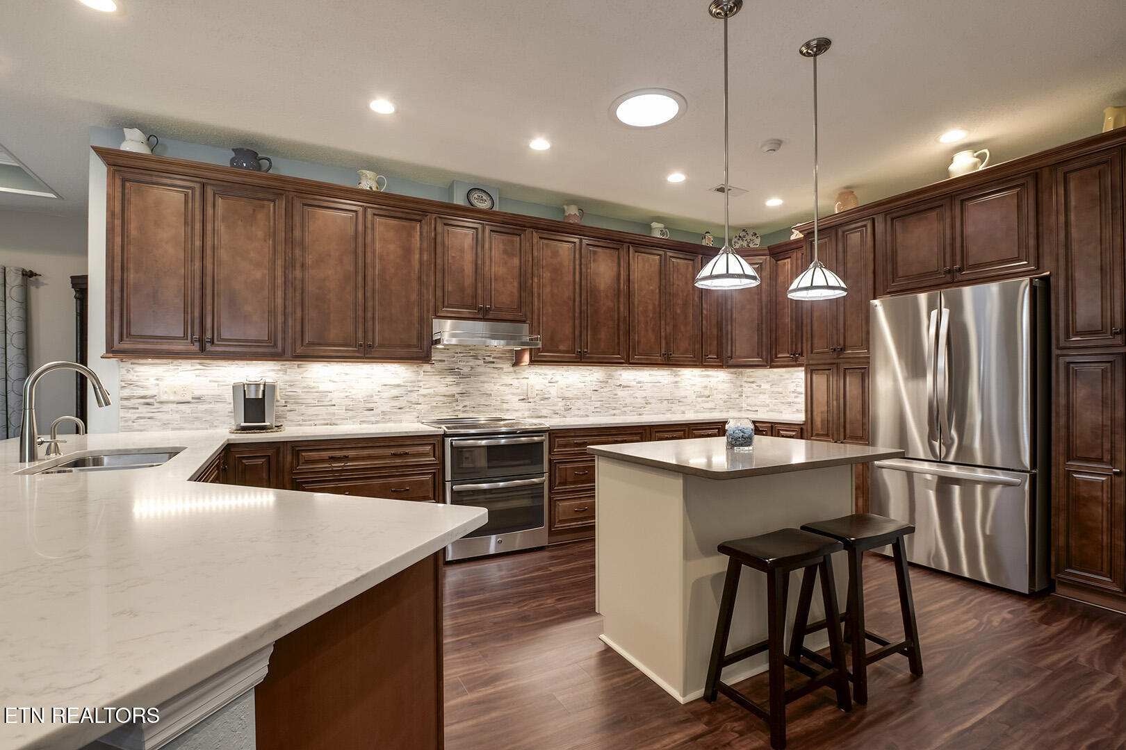 Loudon, Tennessee 37774, United States, 3 Bedrooms Bedrooms, ,3 BathroomsBathrooms,Residential,Active,84736