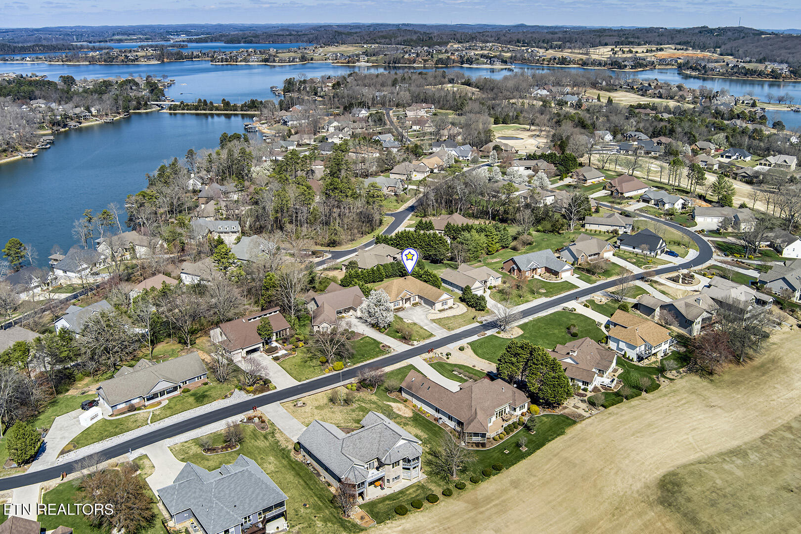 Loudon, Tennessee 37774, United States, 3 Bedrooms Bedrooms, ,3 BathroomsBathrooms,Residential,Active,84736