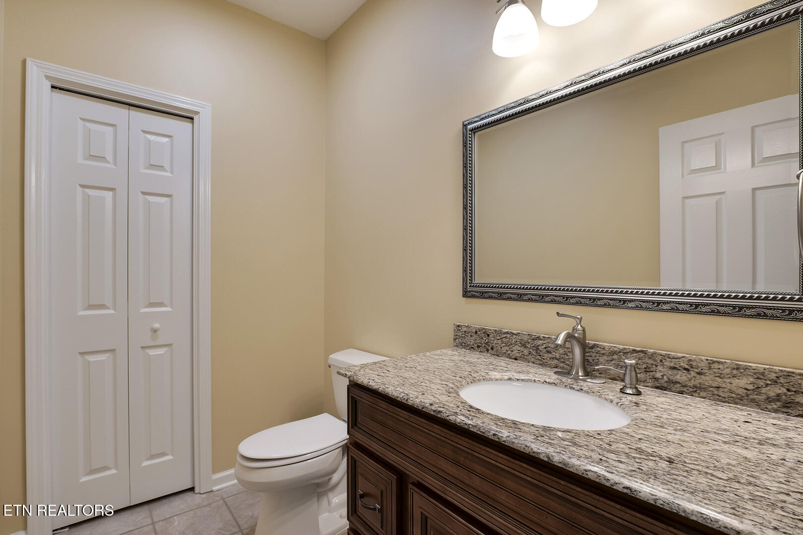 Loudon, Tennessee 37774, United States, 3 Bedrooms Bedrooms, ,3 BathroomsBathrooms,Residential,Active,84736