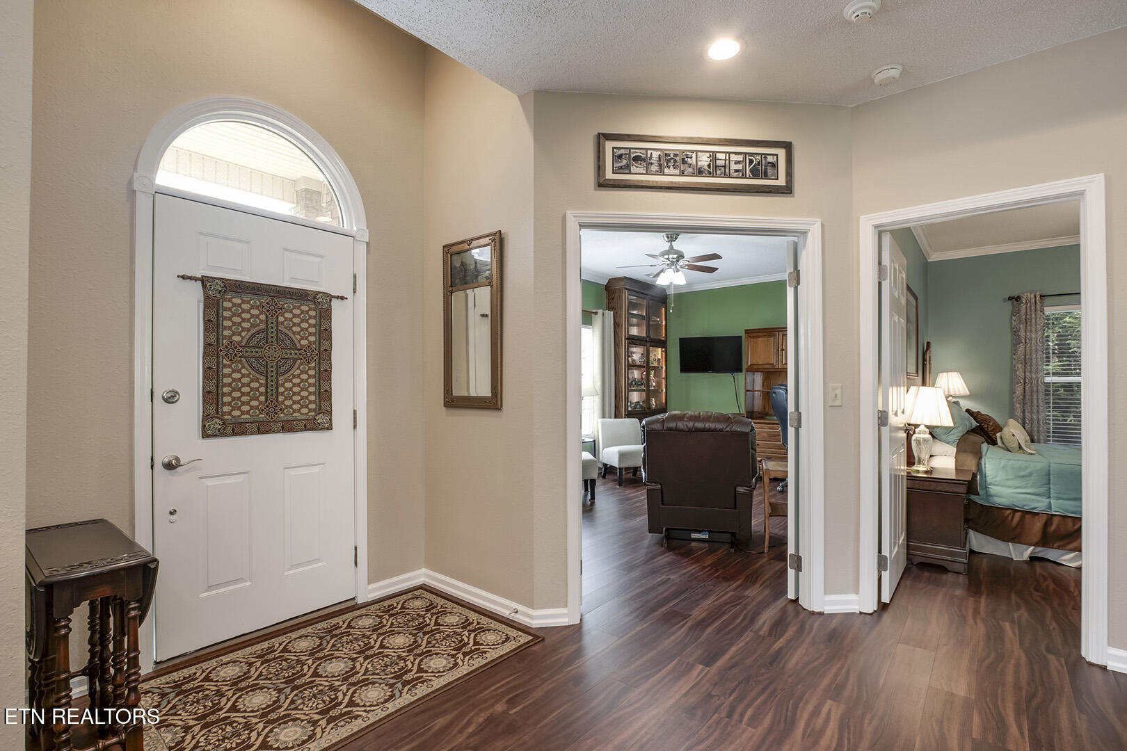 Loudon, Tennessee 37774, United States, 3 Bedrooms Bedrooms, ,3 BathroomsBathrooms,Residential,Active,84736