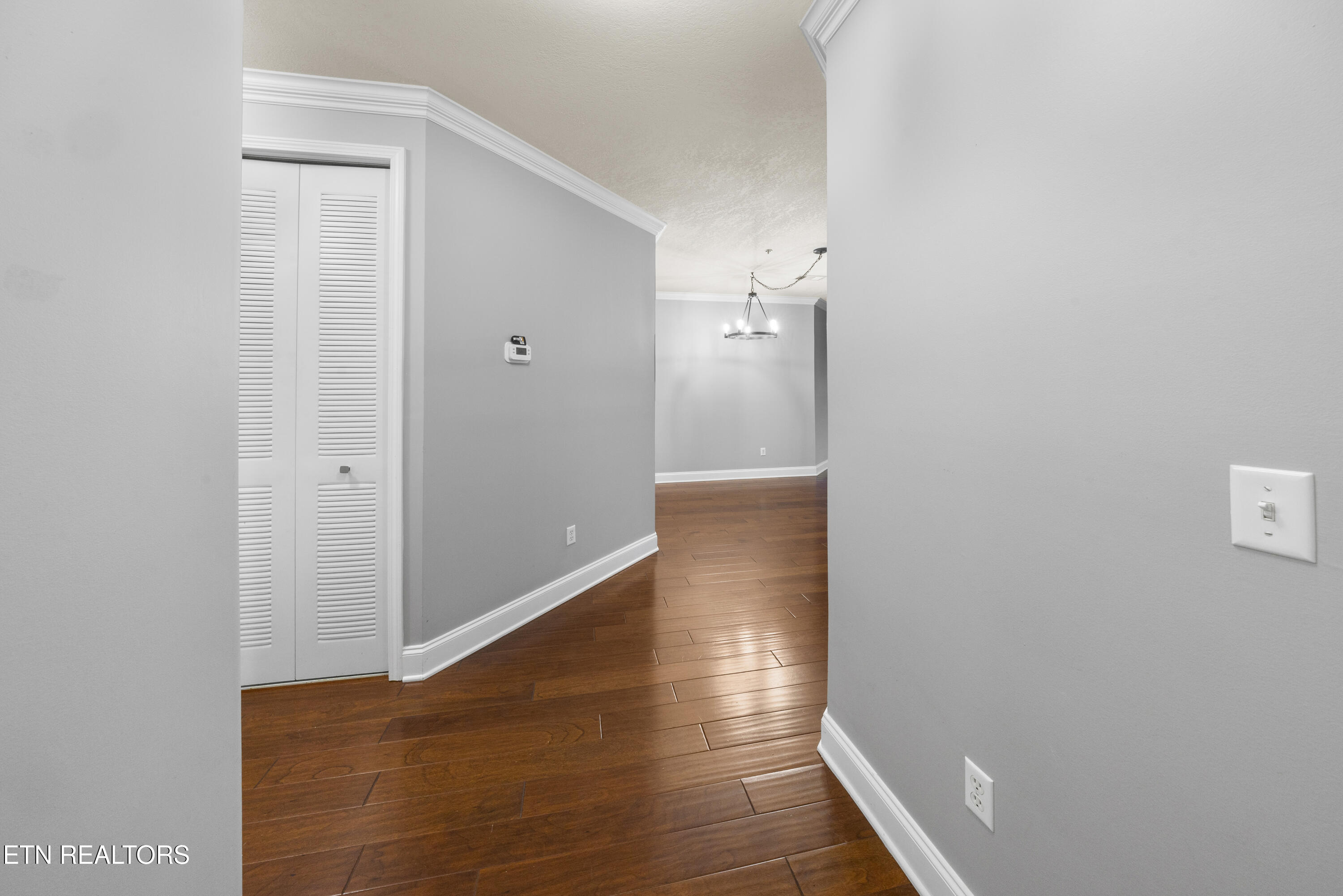 565 Rarity Bay Pkwy 102