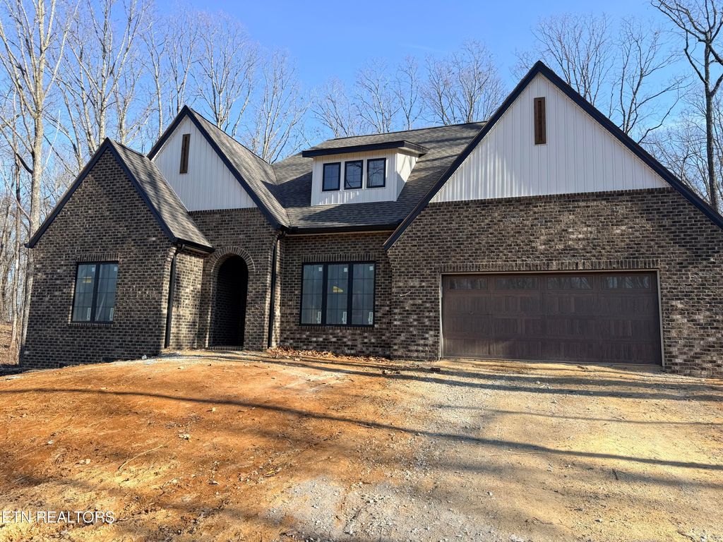 Photo of 134 Maple Ridge Drive, Crossville, TN 38558 (MLS # 1325702)