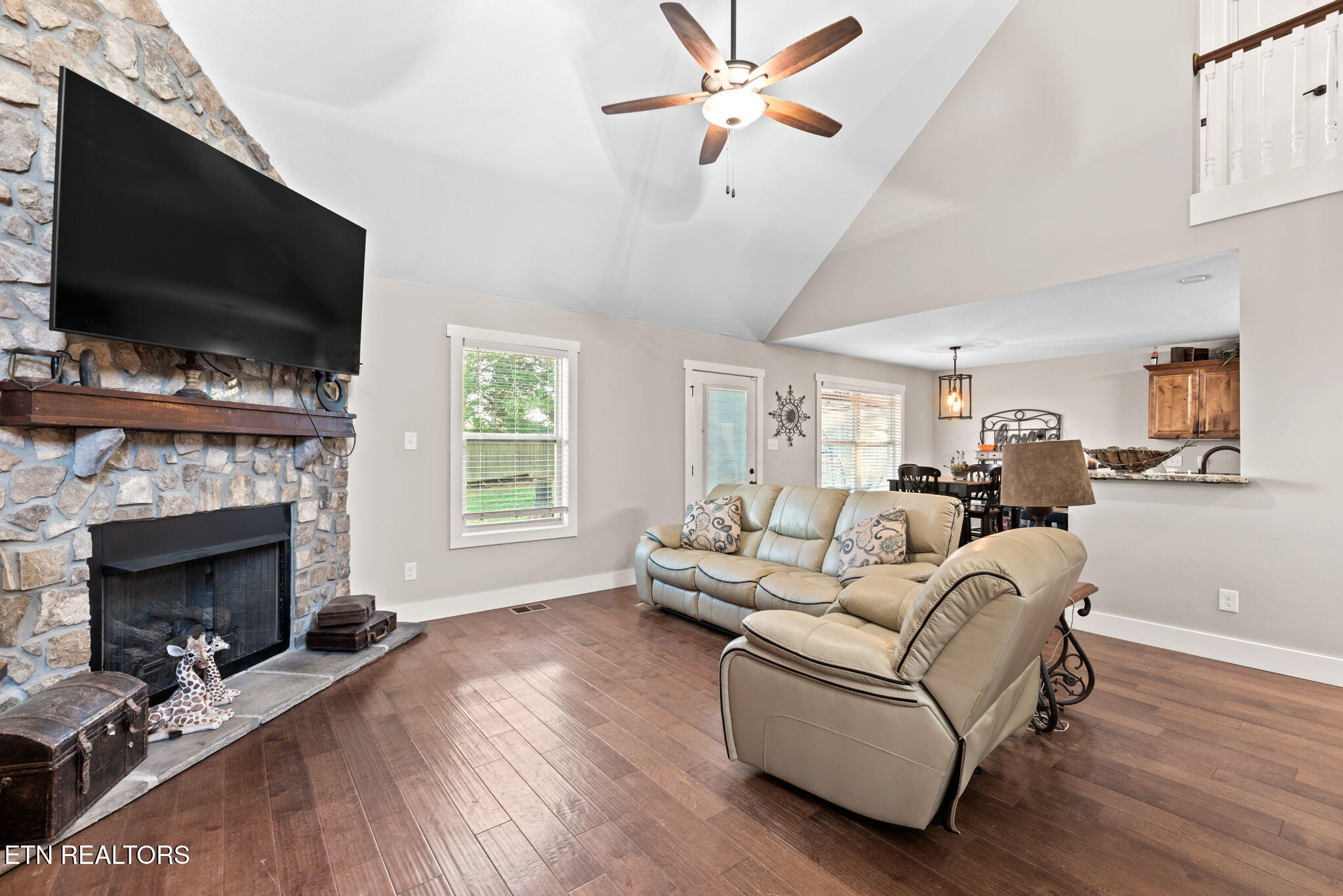 1316 Fox Ridge Drive