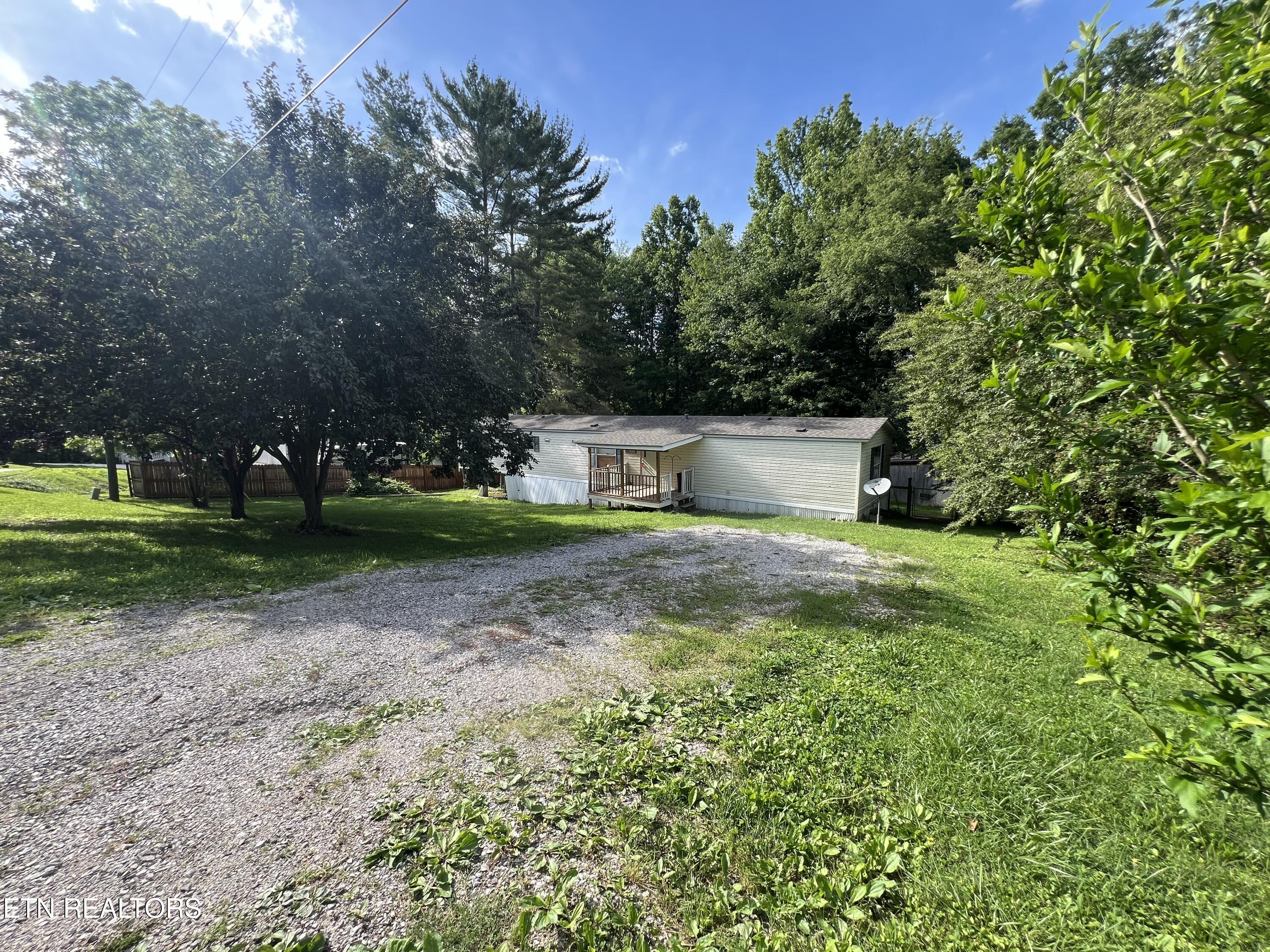 1870 Shady Cove Rd