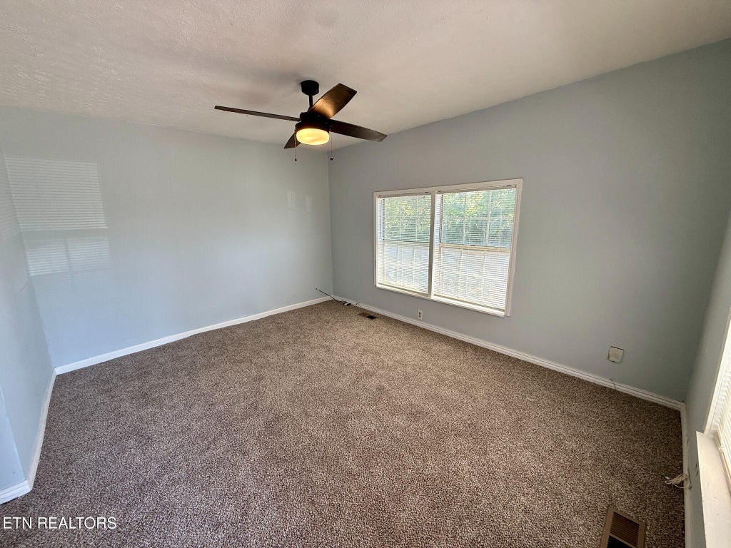 Photo of 120 Pickering St, Knoxville, TN 37914 (MLS # 1355602)