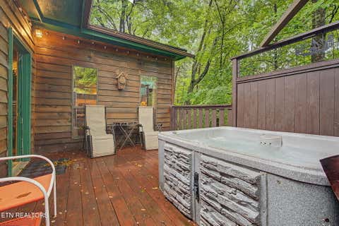 Tiny photo for 1128 Ridgefield Drive, Sevierville, TN 37876 (MLS # 1350074)