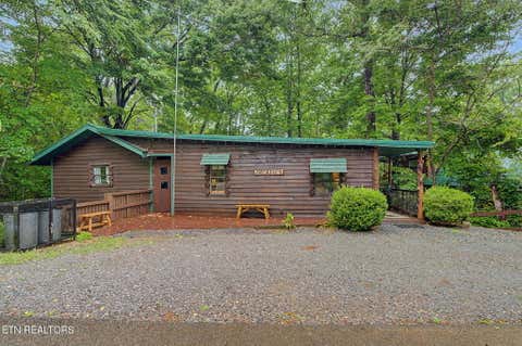 Photo of 1128 Ridgefield Drive, Sevierville, TN 37876 (MLS # 1350074)