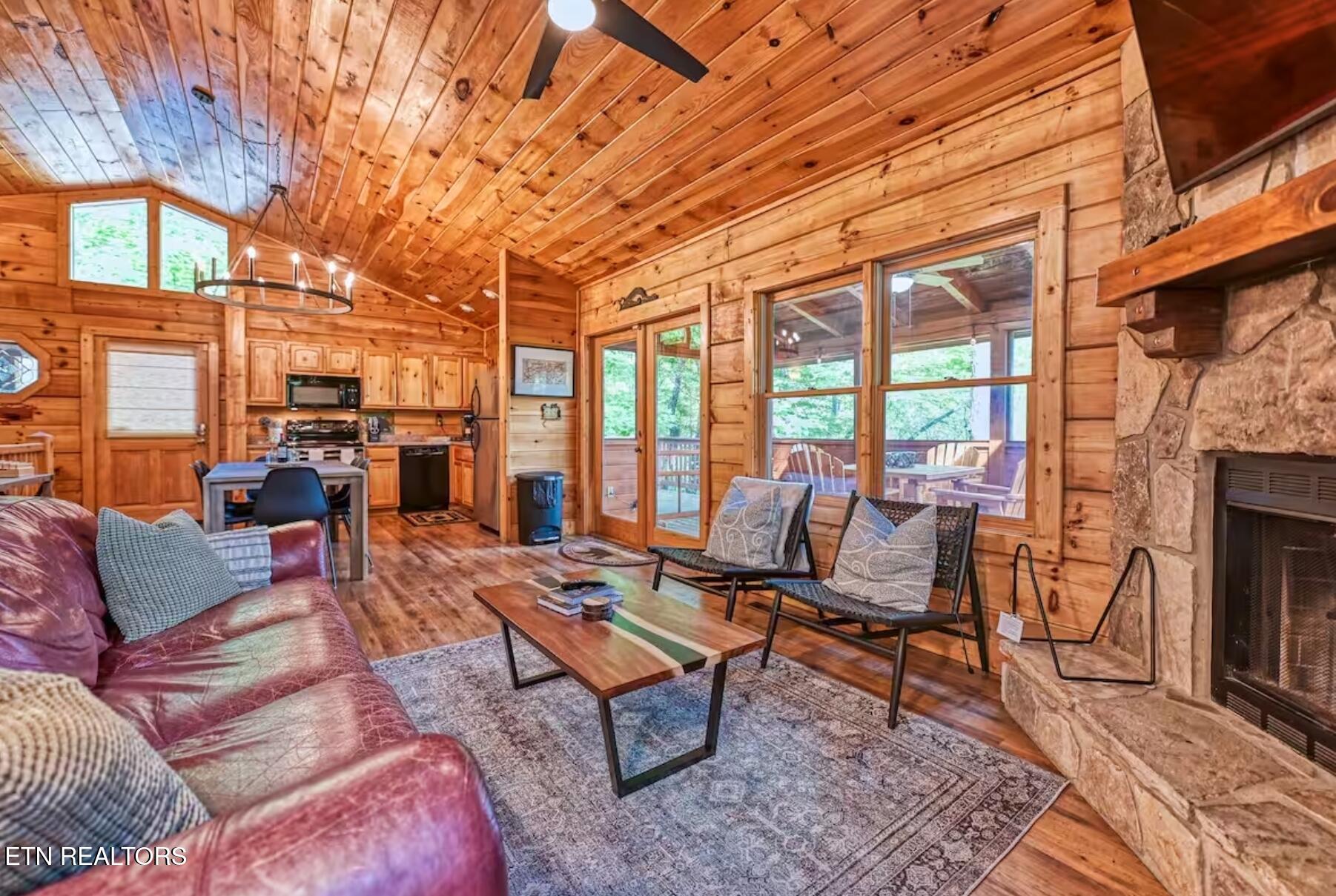 1227 Bear Paw Ridge Way