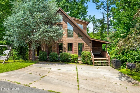 Tiny photo for 3420 No Business Way Way, Sevierville, TN 37876 (MLS # 1359269)