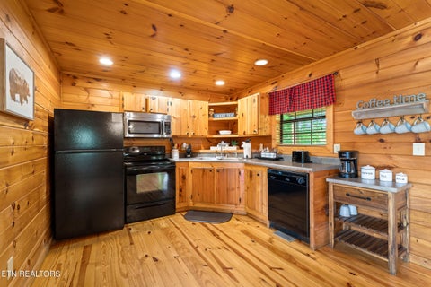 Tiny photo for 3420 No Business Way Way, Sevierville, TN 37876 (MLS # 1359269)