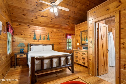 Tiny photo for 3420 No Business Way Way, Sevierville, TN 37876 (MLS # 1359269)