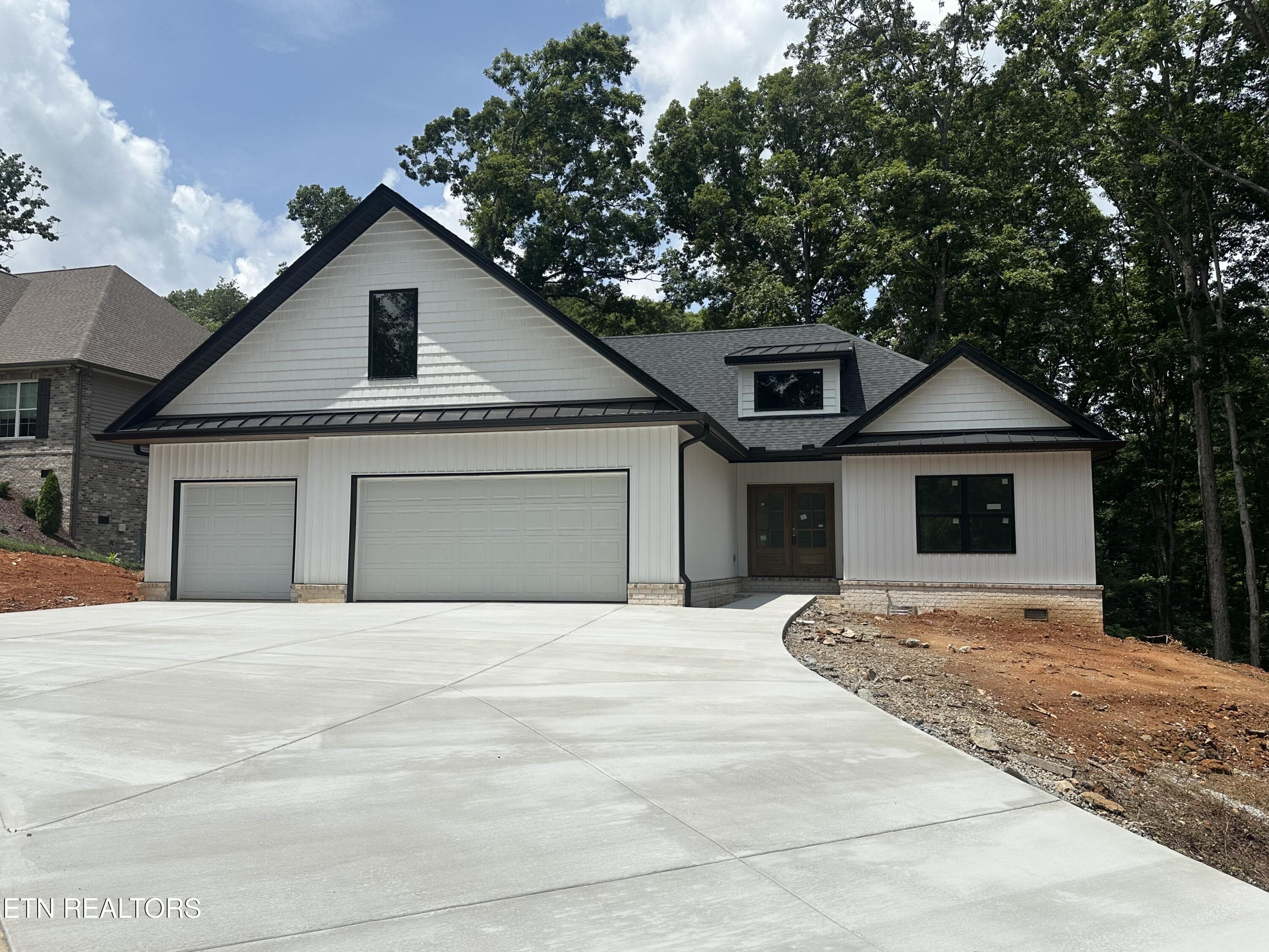 301 Seminole Trace