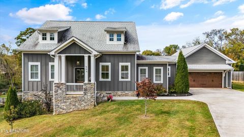 Photo of 509 NW Broome Rd, Knoxville, TN 37909 (MLS # 1319632)