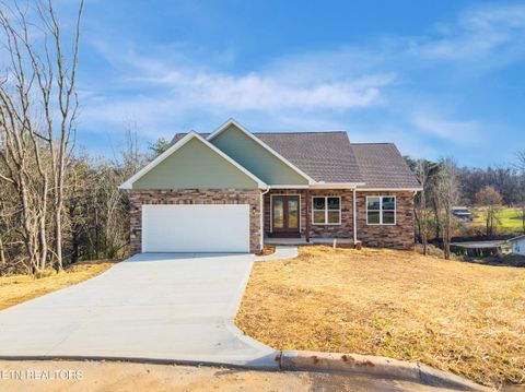 Photo of 3215 Harrington Court, Maryville, TN 37803 (MLS # 1324495)