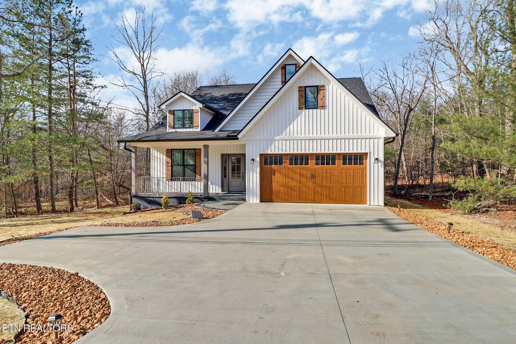 Photo of 232 Westchester Drive, Crossville, TN 38558 (MLS # 1322943)