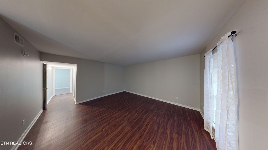 Photo of 900 Mountain Creek Rd #G87, Chattanooga, TN 37405 (MLS # 1341324)