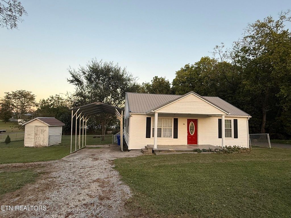 Photo of 461 Old Tellico Hwy N Hwy, Madisonville, TN 37354 (MLS # 1317416)