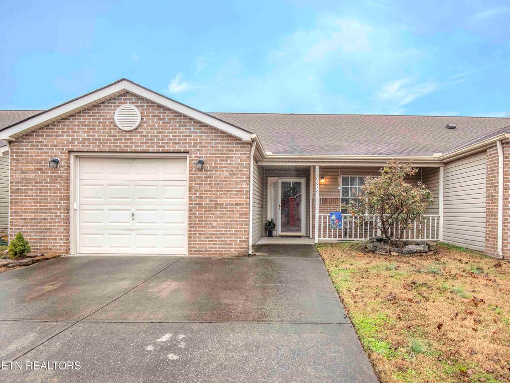 Photo of 9919 Tinsmith Way, Knoxville, TN 37931 (MLS # 1323182)