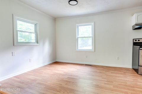Tiny photo for 601 Carrie Circle, Strawberry Plains, TN 37871 (MLS # 1340620)