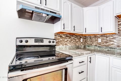 Tiny photo for 601 Carrie Circle, Strawberry Plains, TN 37871 (MLS # 1340620)