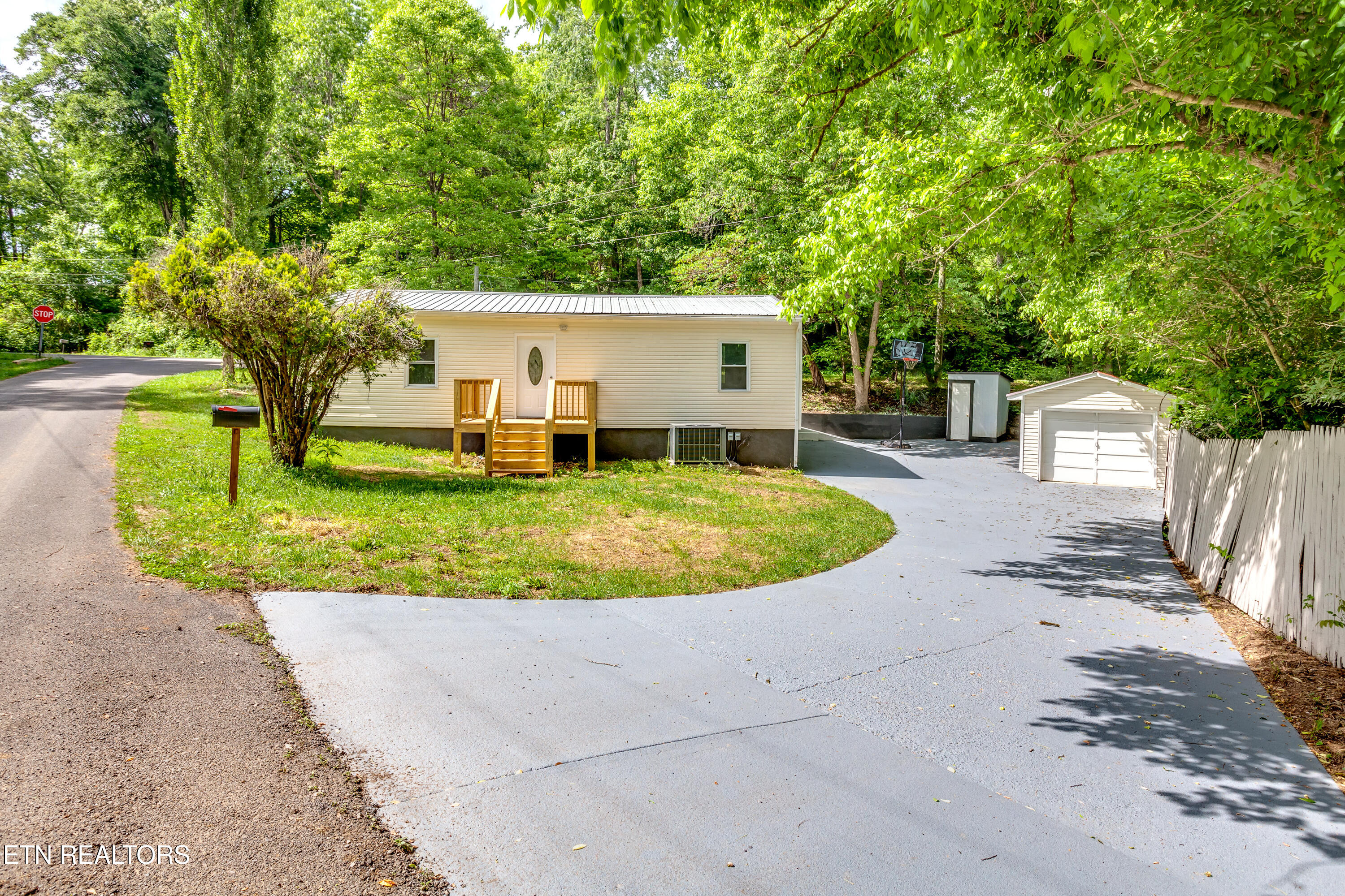 601 Carrie Circle