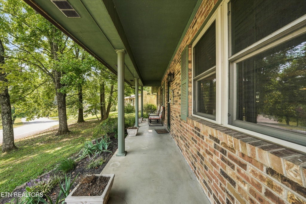 Photo of 4505 Mellowood Circle, Knoxville, TN 37920 (MLS # 1355990)