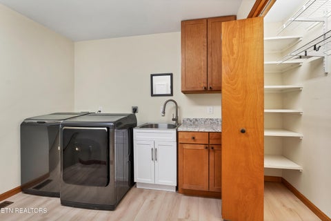 Tiny photo for 620 Hawk View Drive, Townsend, TN 37882 (MLS # 1344669)