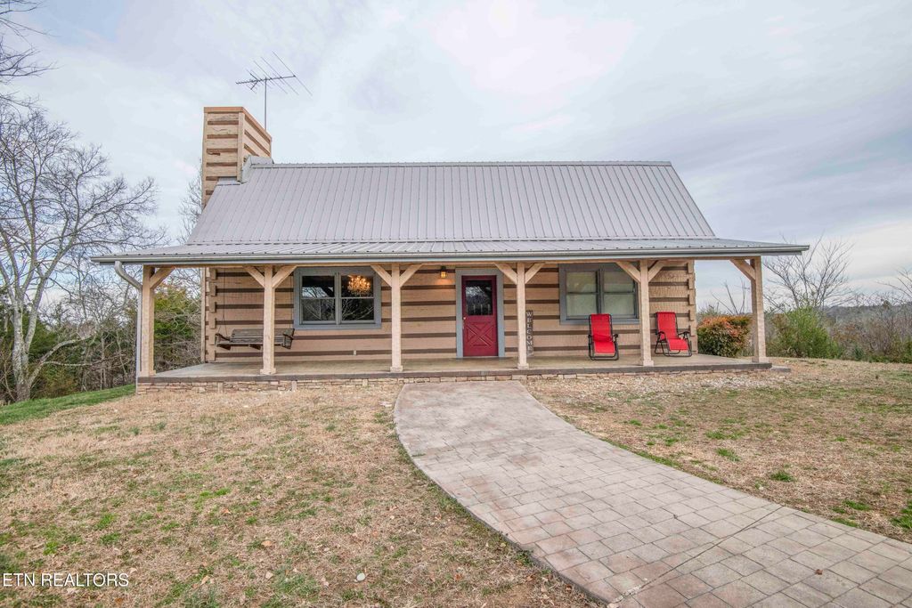 Photo of 2740 Wildwood Rd, Dandridge, TN 37725 (MLS # 1291775)