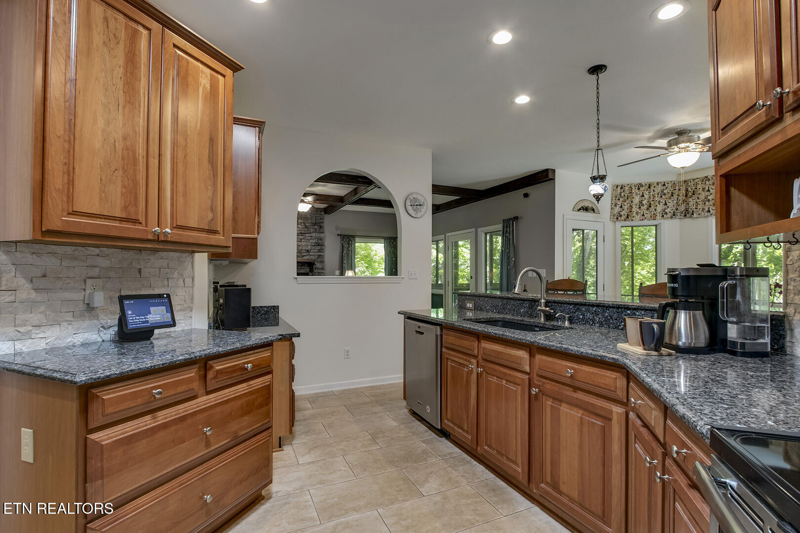 Loudon, Tennessee 37774, United States, 3 Bedrooms Bedrooms, ,3 BathroomsBathrooms,Residential,Active,130894