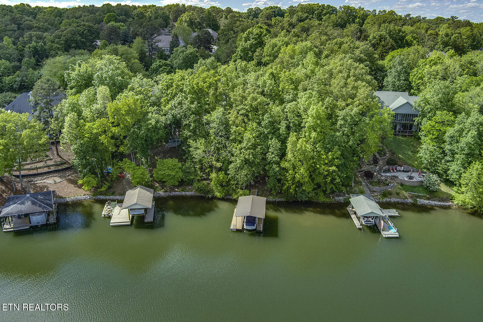 Loudon, Tennessee 37774, United States, 3 Bedrooms Bedrooms, ,3 BathroomsBathrooms,Residential,Active,130894