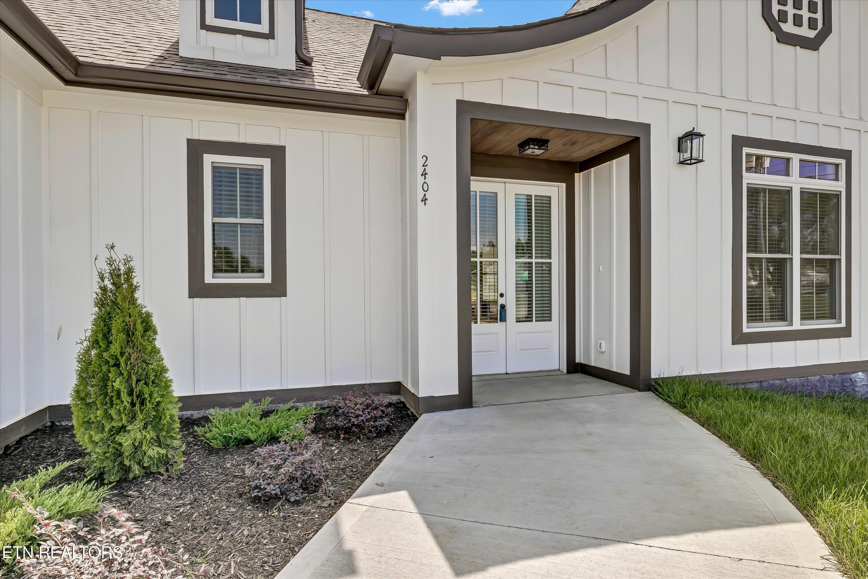 2404 Iron Forge Way