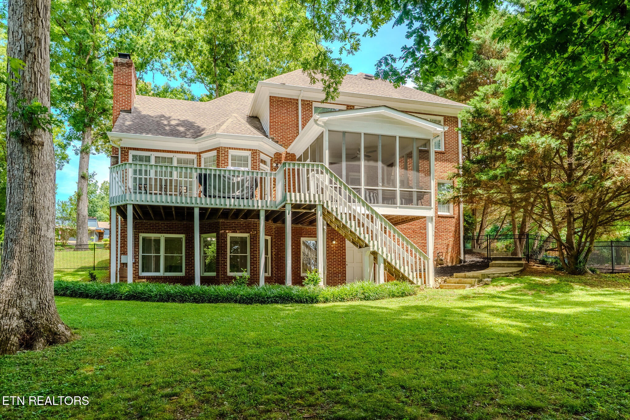 12209 Oakmont Circle
