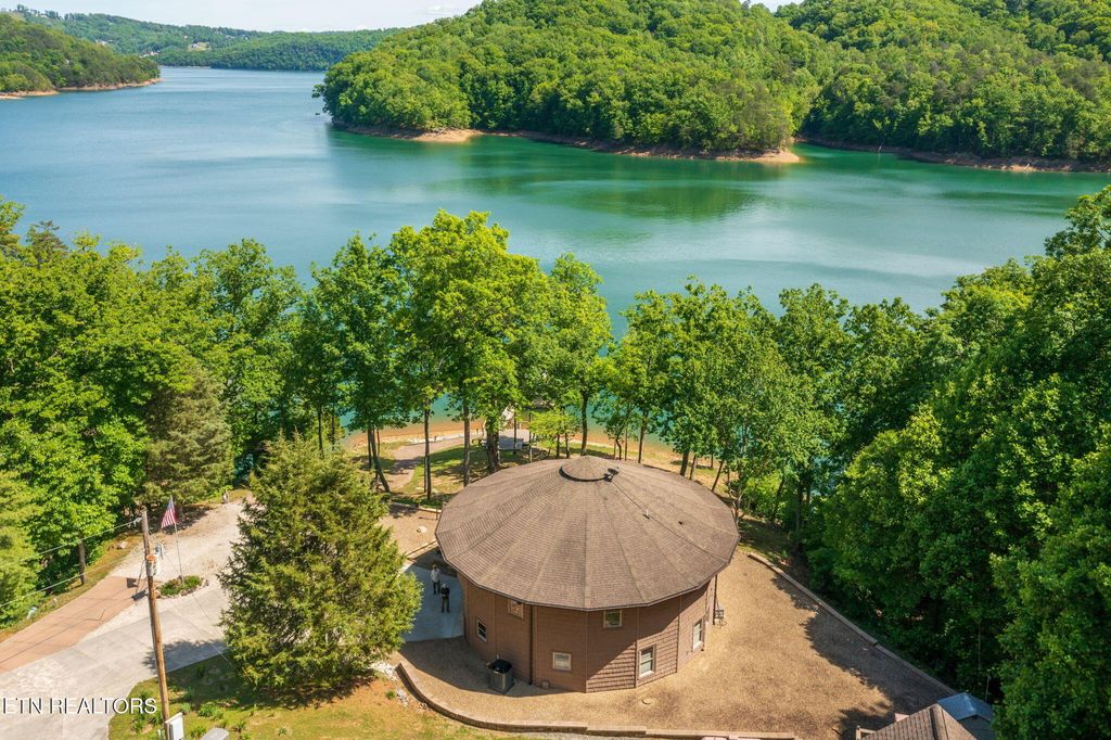 Photo of 563 Norris Shores Drive, Sharps Chapel, TN 37866 (MLS # 1339452)