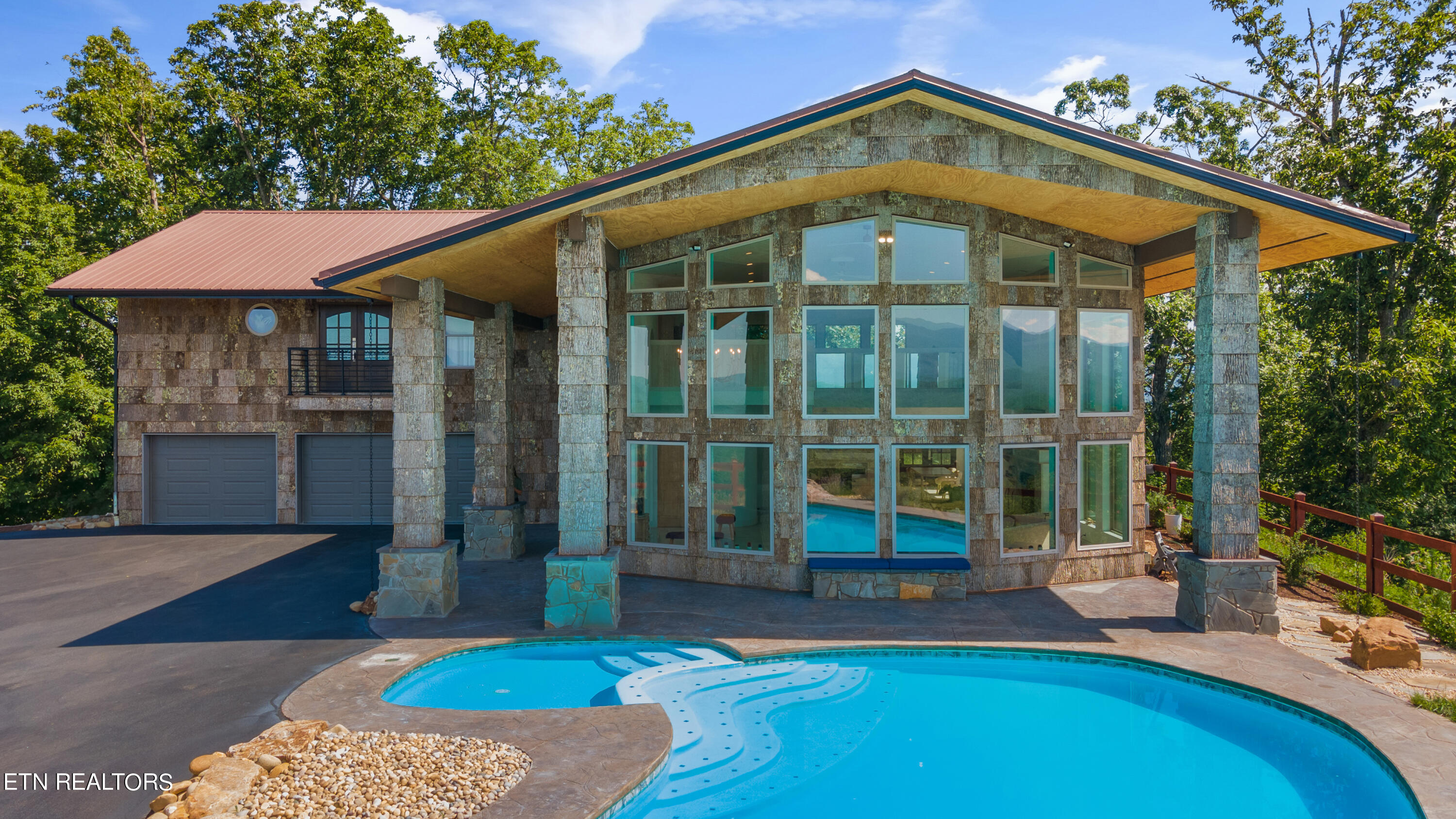 3661 Richardson Cove Rd