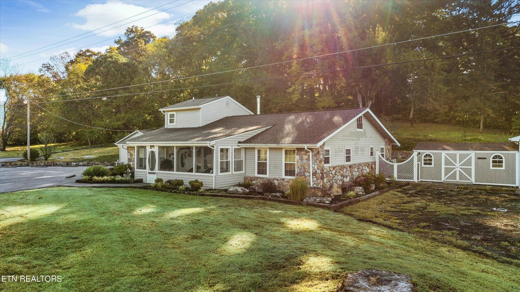 Photo of 2805 Old Newport Hwy, Sevierville, TN 37876 (MLS # 1357303)