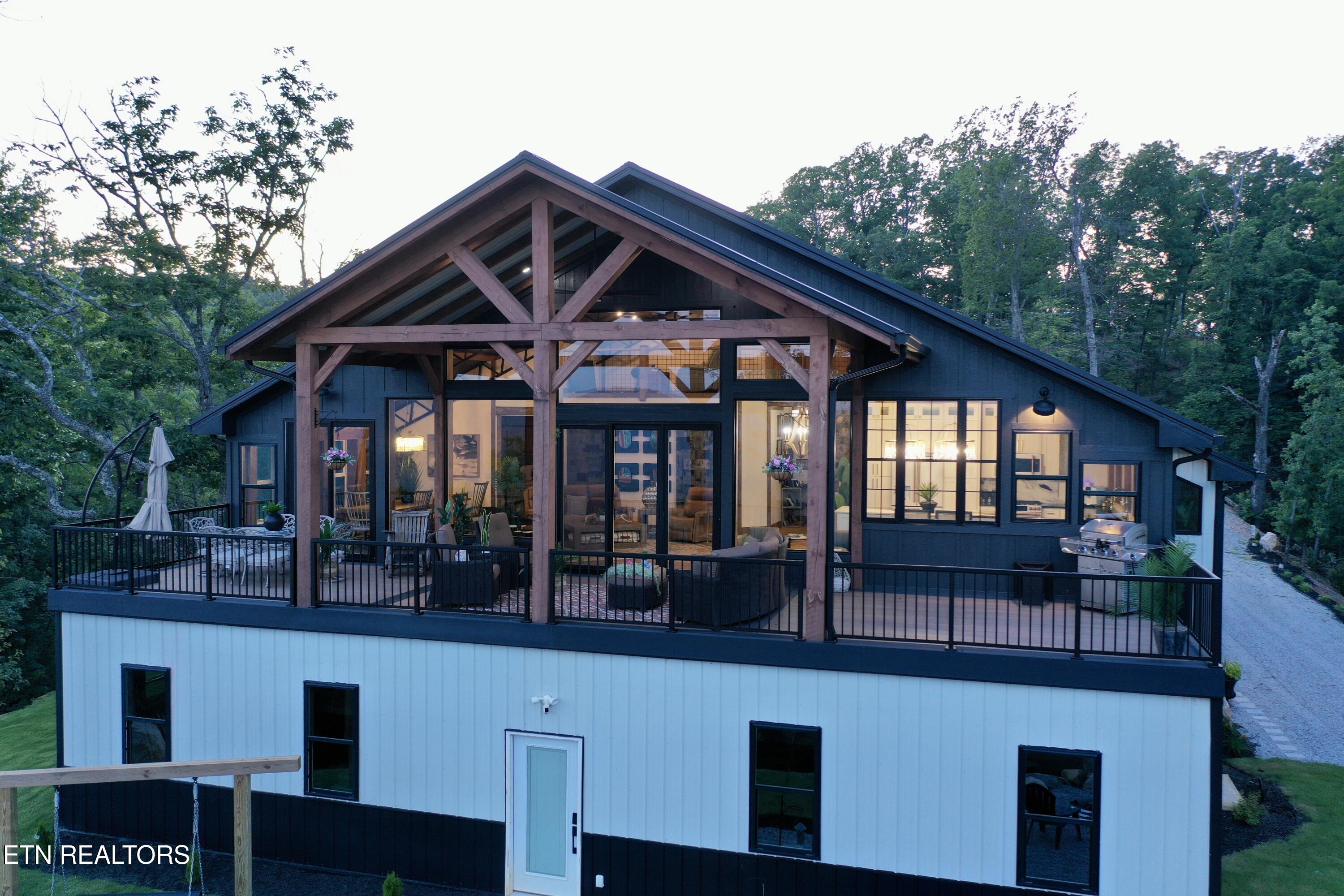 550 Steer Creek Rd