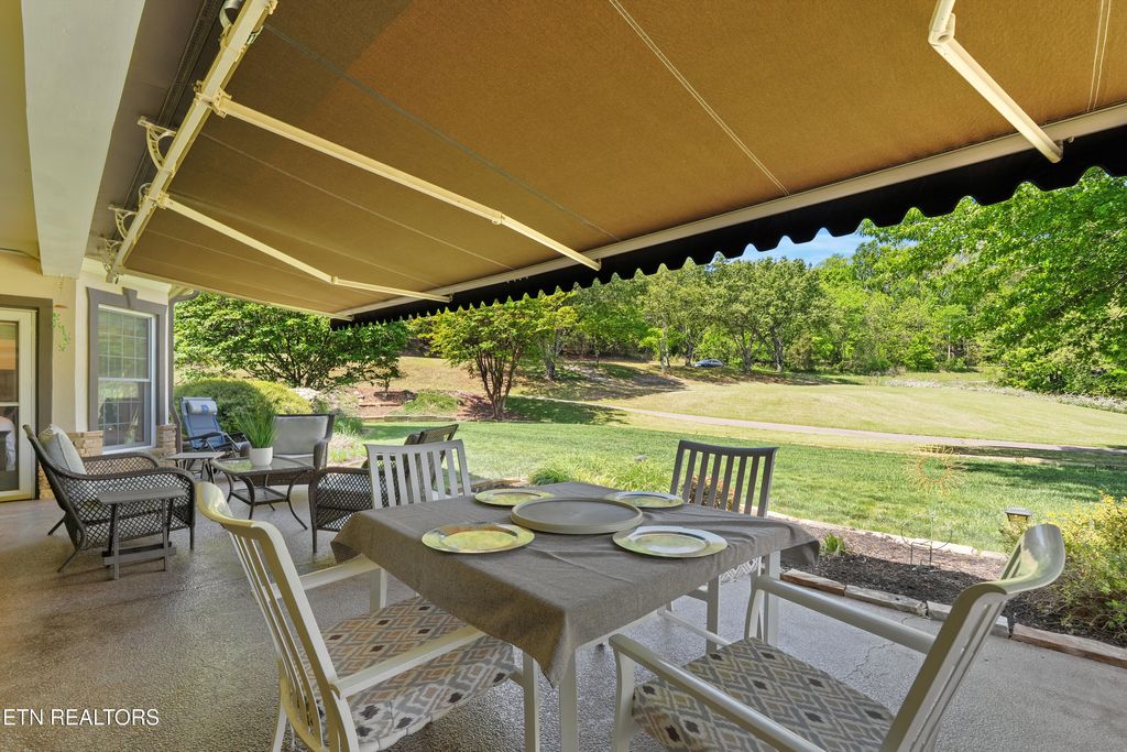 Photo of 288 Osprey Circle, Vonore, TN 37885 (MLS # 1337401)