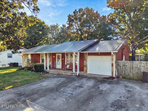 Photo of 1040 Brantley Drive, Knoxville, TN 37923 (MLS # 1359320)