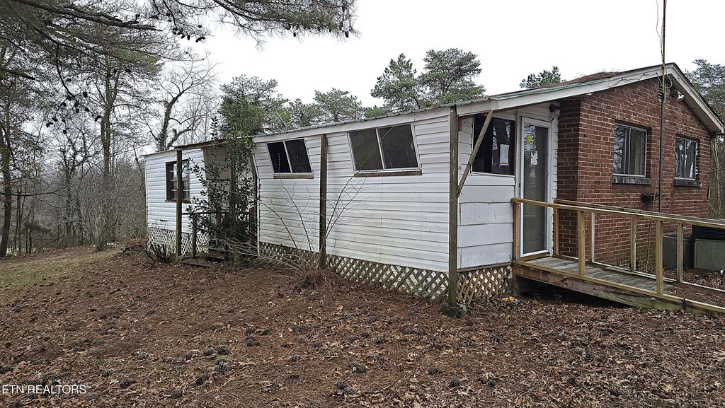 Photo of 5123 Roane State Hwy, Rockwood, TN 37854 (MLS # 1331528)